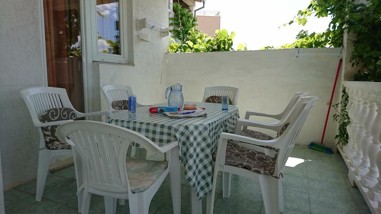 Apartmani Kocka Primošten Exterior foto